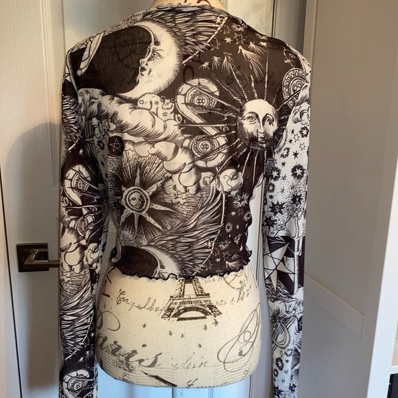 Abstract Print Lettuce Trim Sheer Mesh Top - Picture 2 of 3